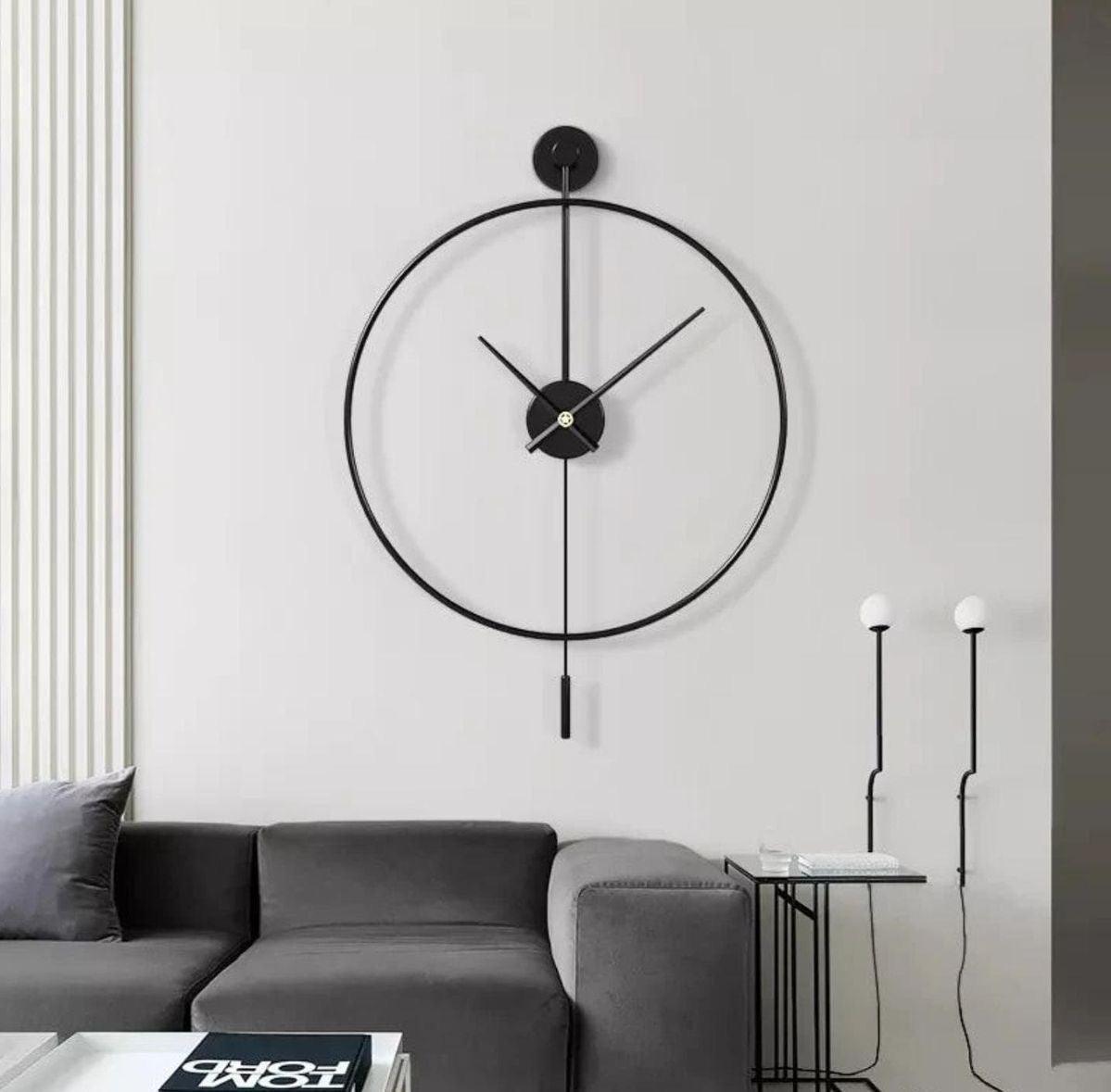 Round Clock in a Nordic Style - HomeCompli