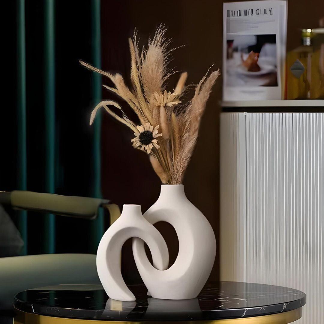 Aesthetic Ceramic Vase - HomeCompli