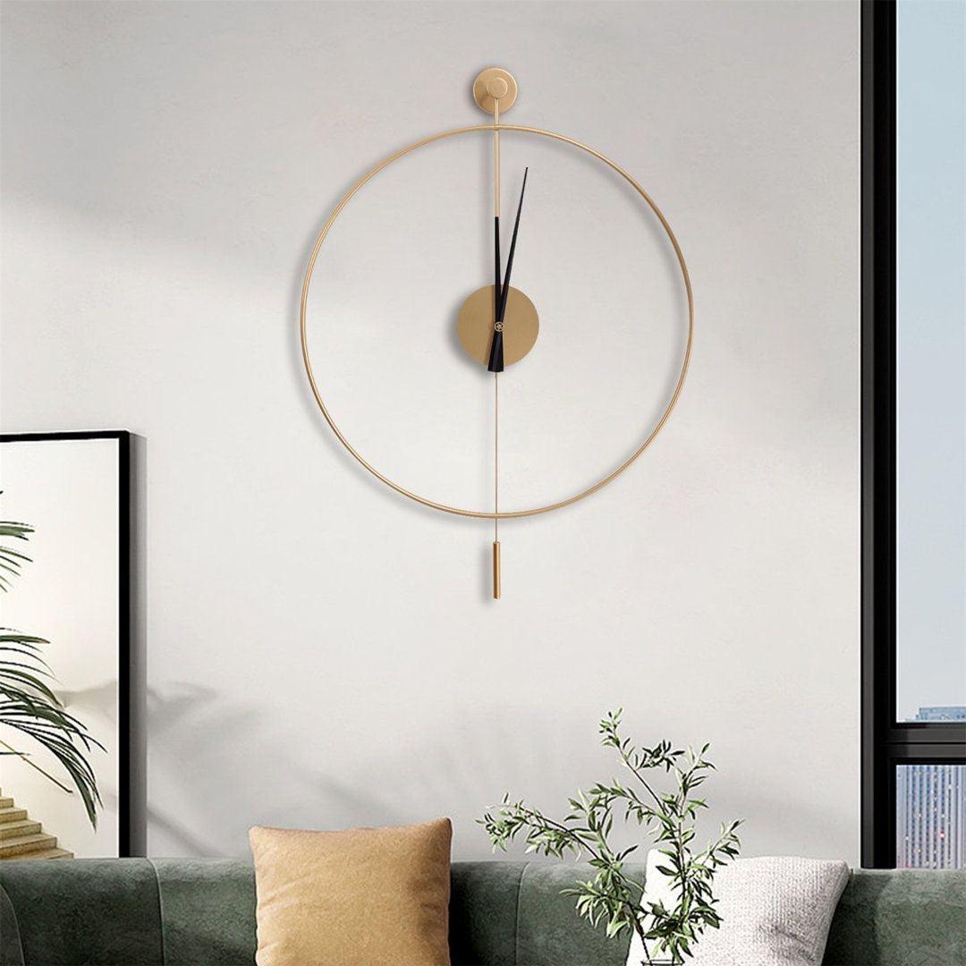 Round Clock in a Nordic Style - HomeCompli