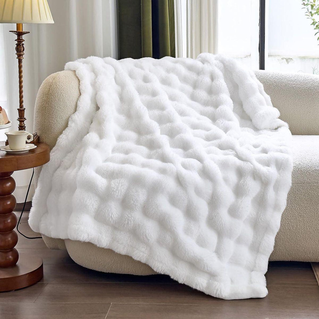 Sumptuously Soft Throw - HomeCompli