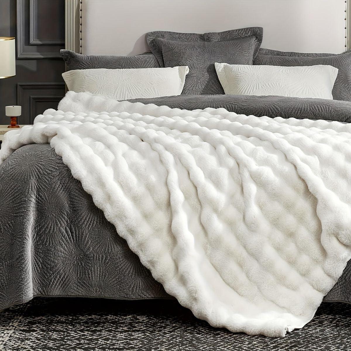 Sumptuously Soft Throw - HomeCompli
