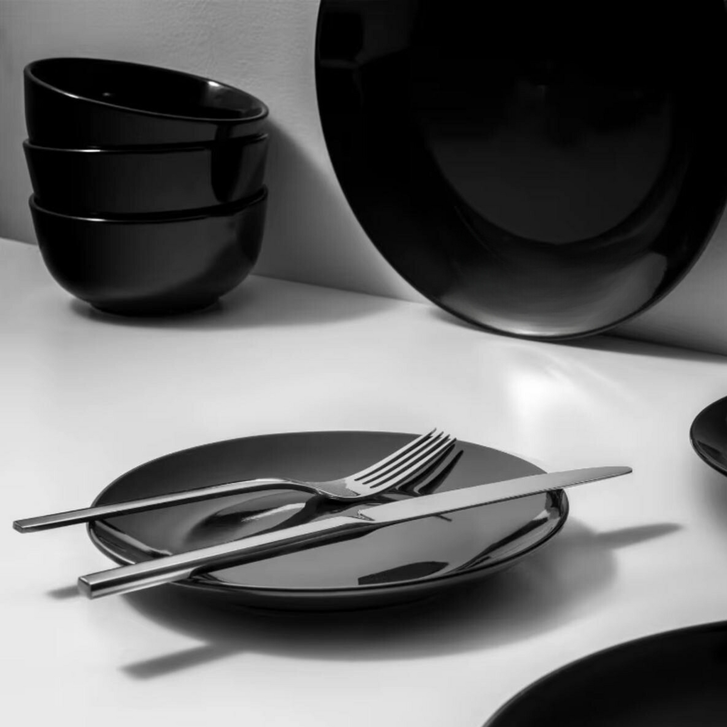 ClassiPlate™ Porcelain Dinnerware Set