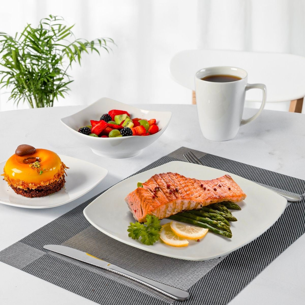 ClassiPlate™ Porcelain Dinnerware Set