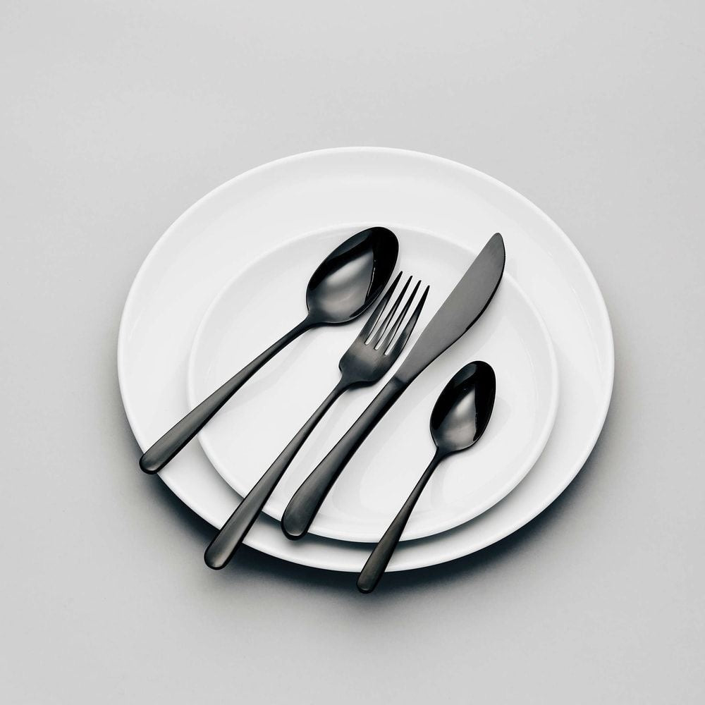 ClassiPlate™ Porcelain Dinnerware Set