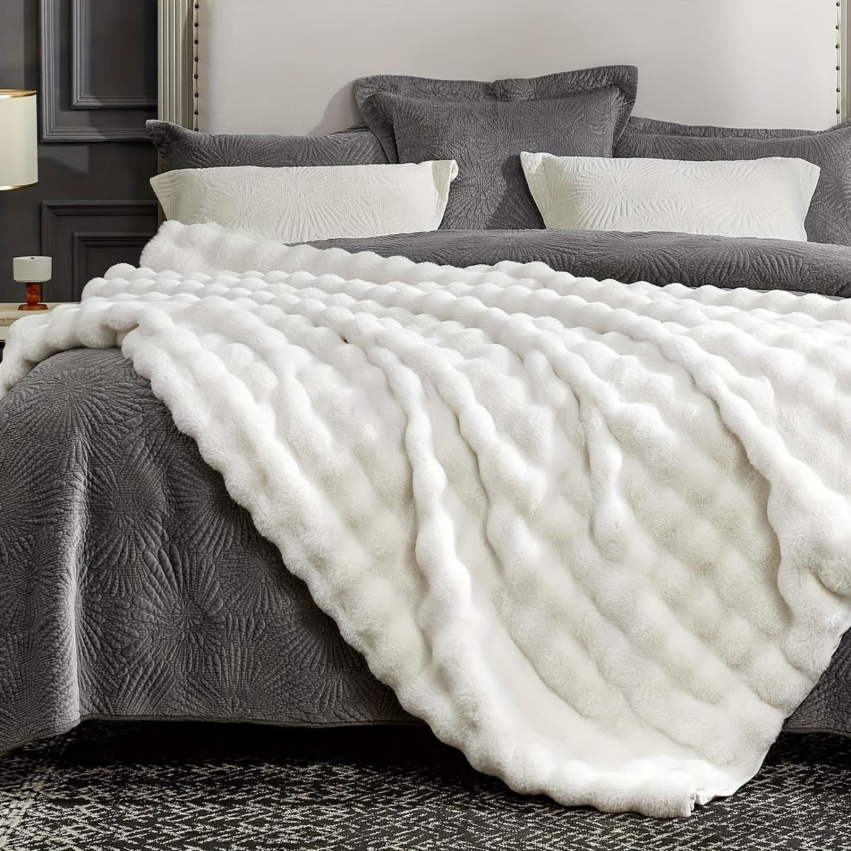 FleeceTouch™ Sumptuously Soft Throw