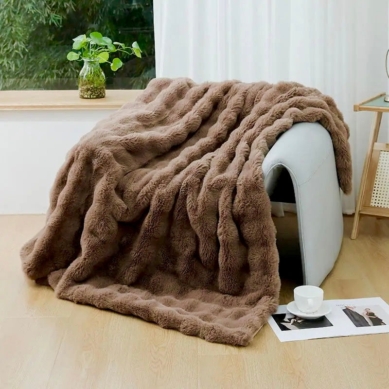 FleeceTouch™ Sumptuously Soft Throw